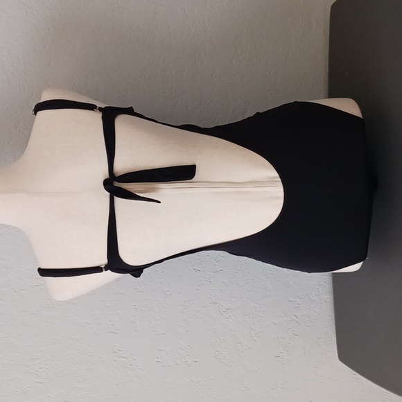 Black one piece net swimsuit - Picture 5 of 11